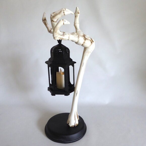 NEW 16” GOTHIC HALLOWEEN SKELETON ARM HOLDING METAL LANTERN CANDLE SCULPTURE - Picture 7 of 14